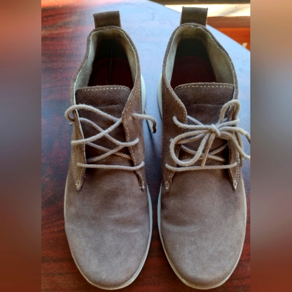 Eddie Bauer Chukkas Size 10 Women's